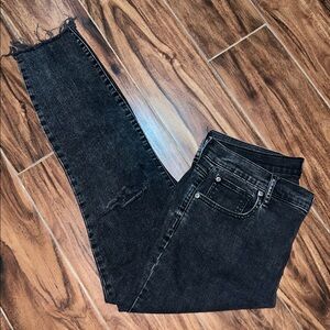 Gap True Skinny Mid Rise Ankle Jeans - Distressed